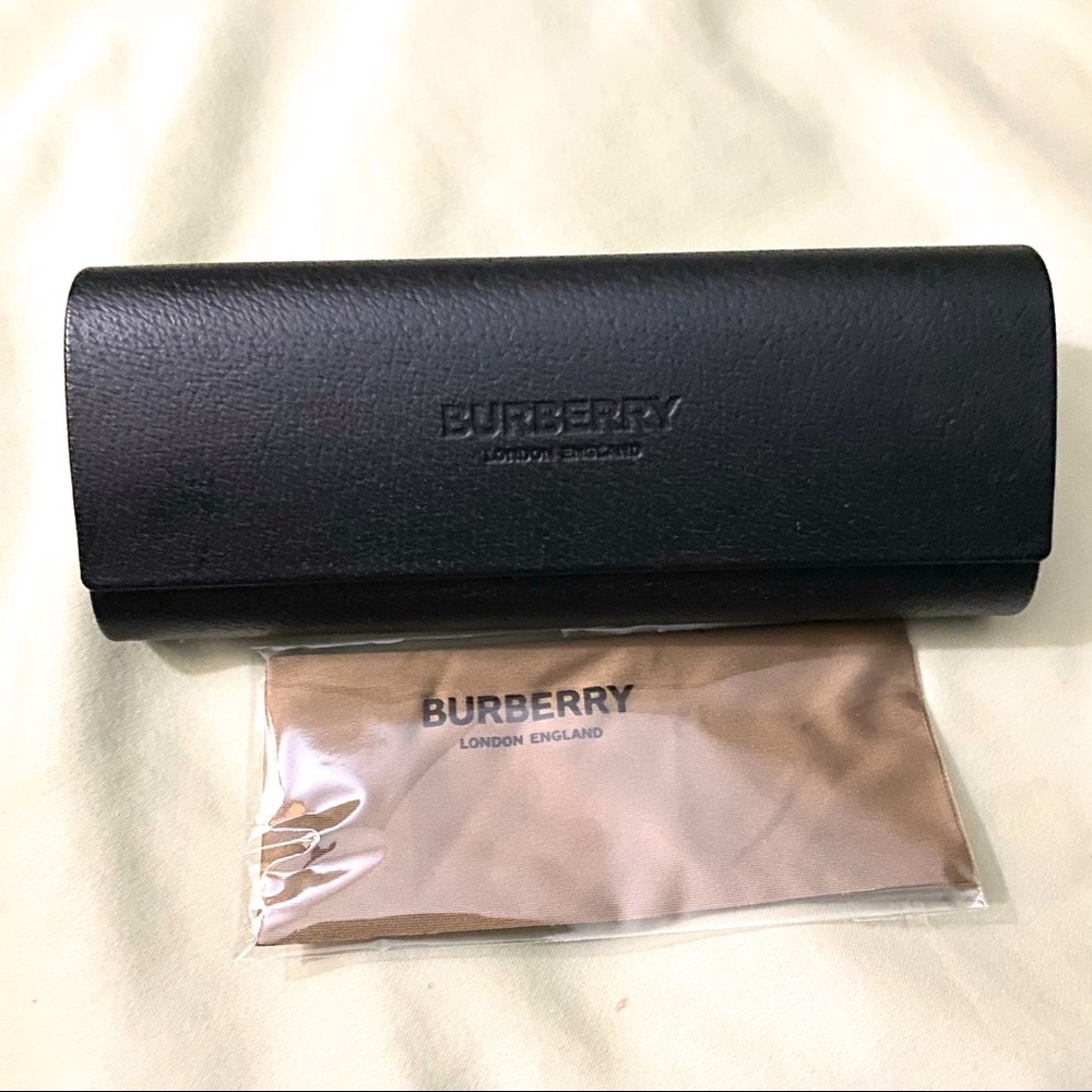 BURBERRY EYEGLASS CARRY CASE